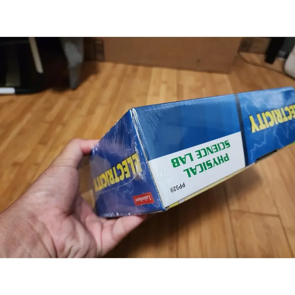 LakeShore Learning Electricity Circuits Physical Science Lab Kit STEM New SEALED